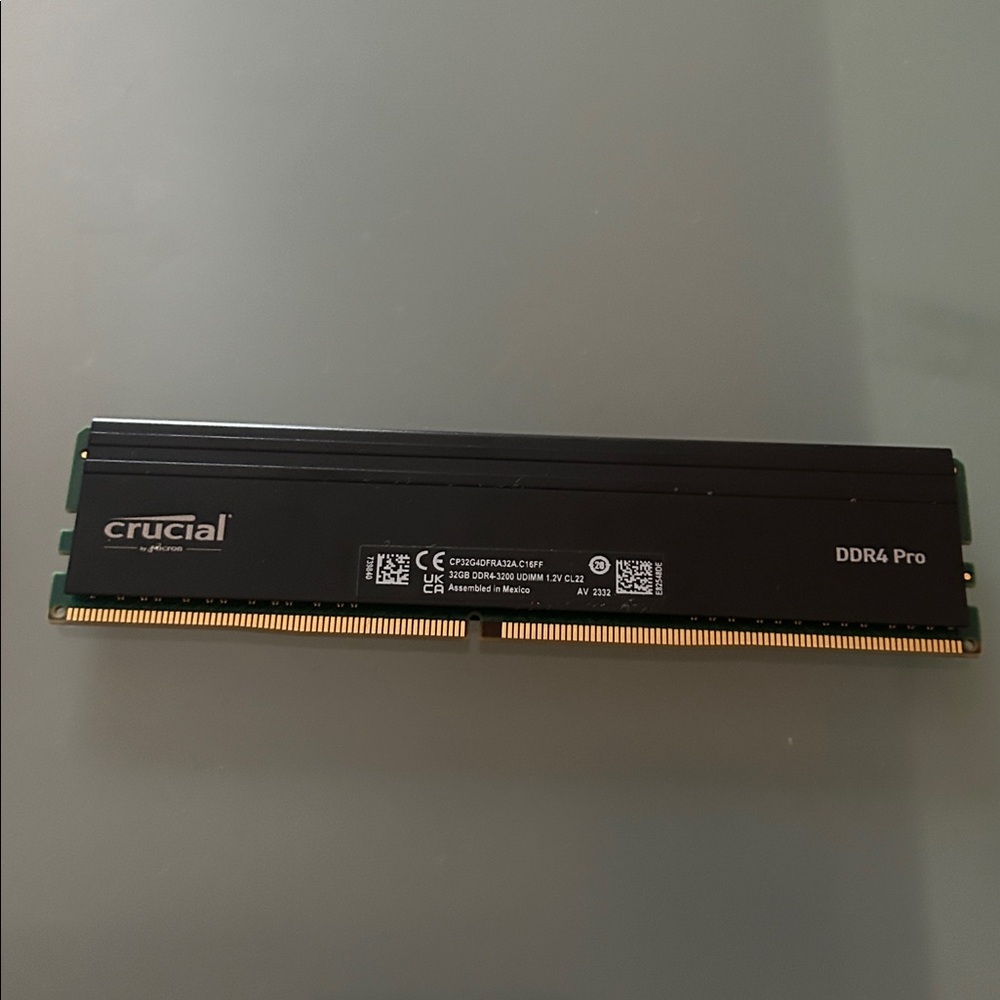 Crucial DDR4 Pro Memory Module - Black - Picture 3 of 4